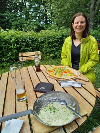 Nina Flammenkuchen auf der Schwäbische Alb